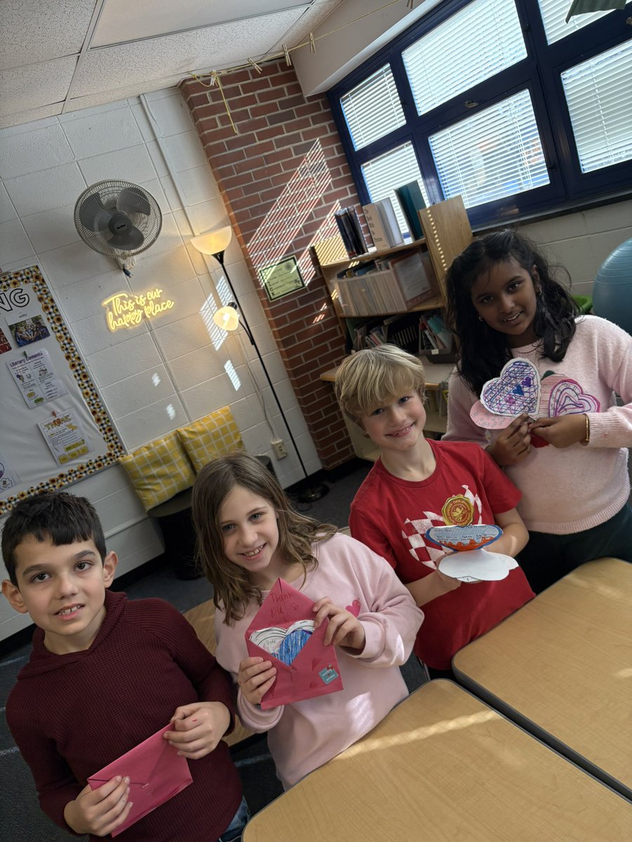 Delivering our kindness letters to each other!💗 #ivyhillleague