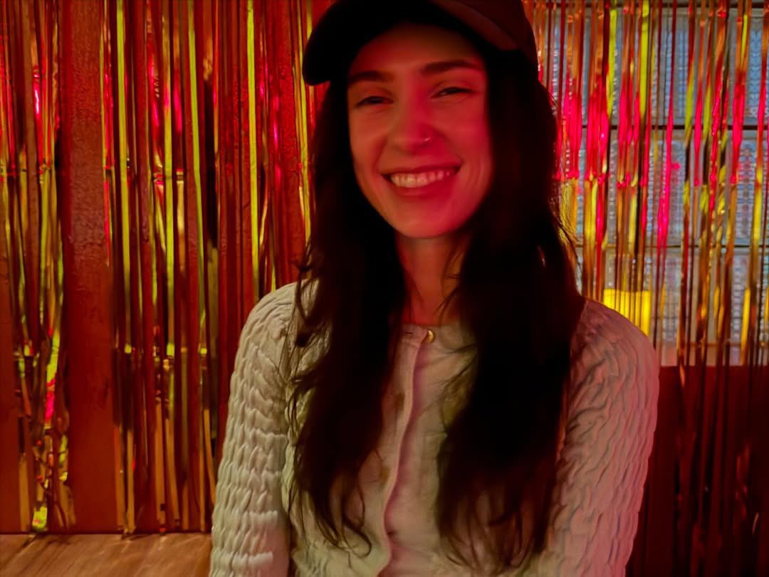 clairobrasil's tweet photo. love her 😭 https://t.co/A4e4w13xvQ