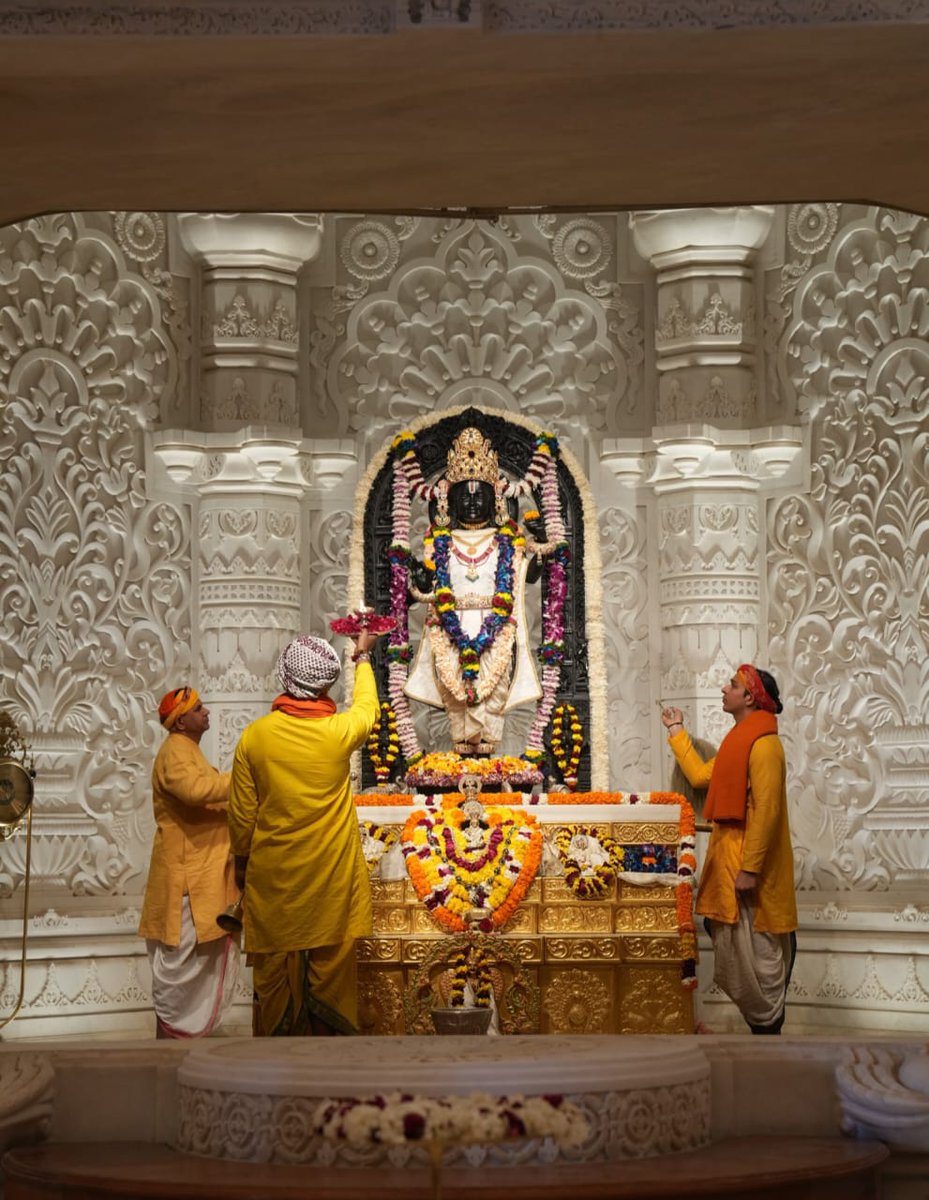 "राम" वह बीज मंत्र है जिससे सारा ब्रह्मांड अंकुरित हुआ है ❣️