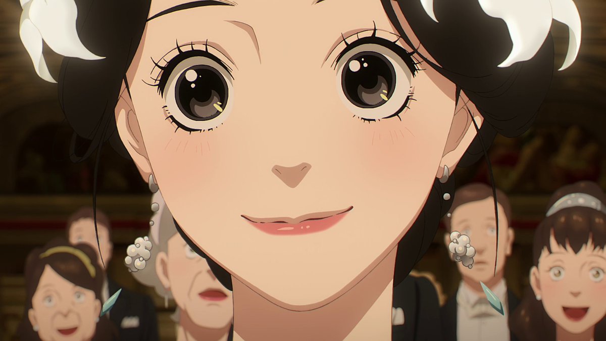 Silver Lili ✨🤍

— #LoveThroughAPrism