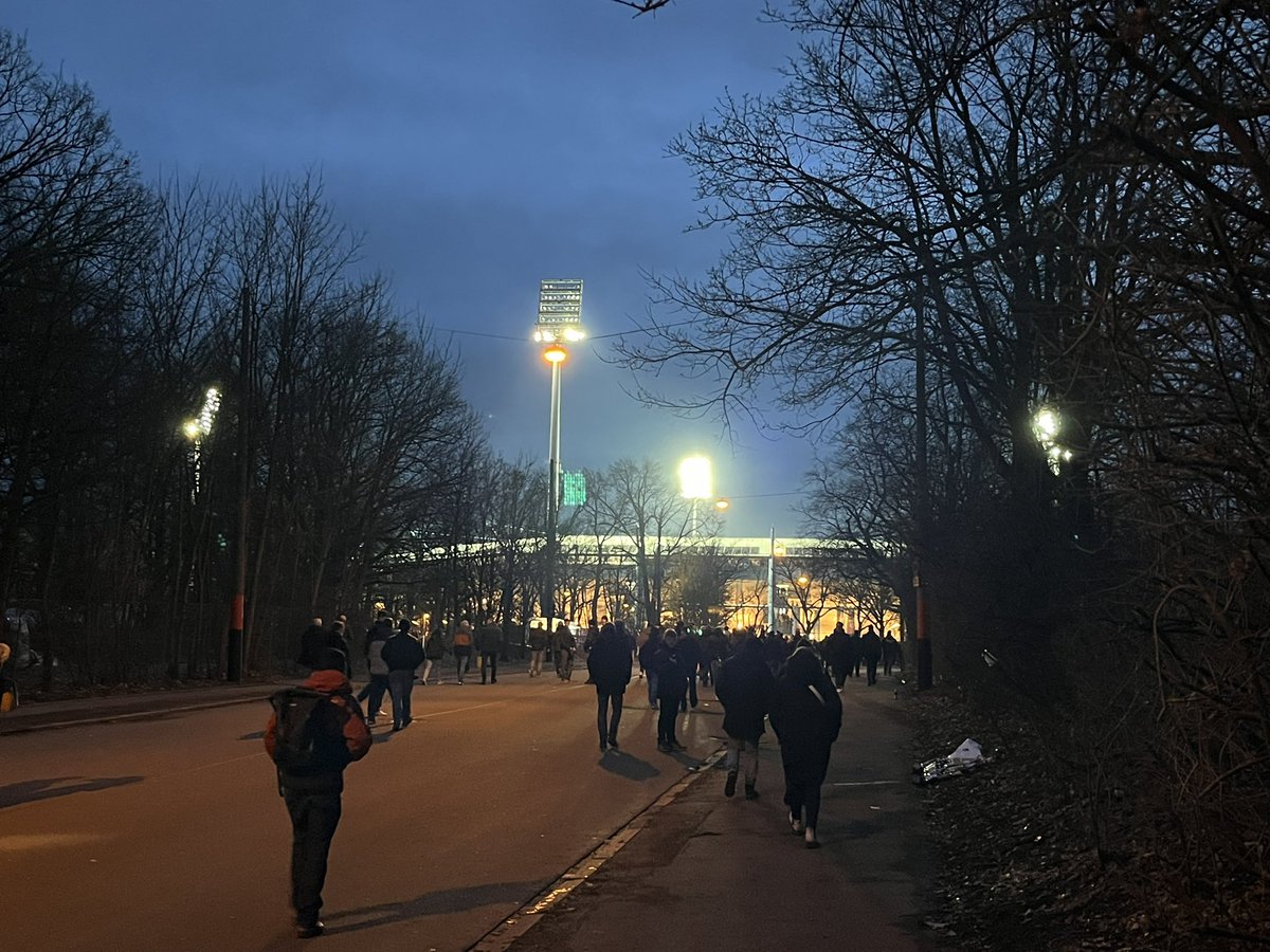 andreasmtschorn's tweet image. 2. Bundesliga: 1. FC Nürnberg vs. Karlsruher SC 5:1 (3:0) vor 29.378 Zuschauern im Max-Morlock-Stadion #fcnksc