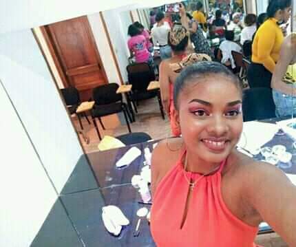 MatterOfTrust's tweet image. Hair Matters Global Hub Partners
Ecolau Beauty, Madagascar
Ecolau Beauty is the first hair recycling and valorization program in Madagascar. Our goal is to responsibly collect and recycle hair from hair salons in Antananarivo to produce hair mats.