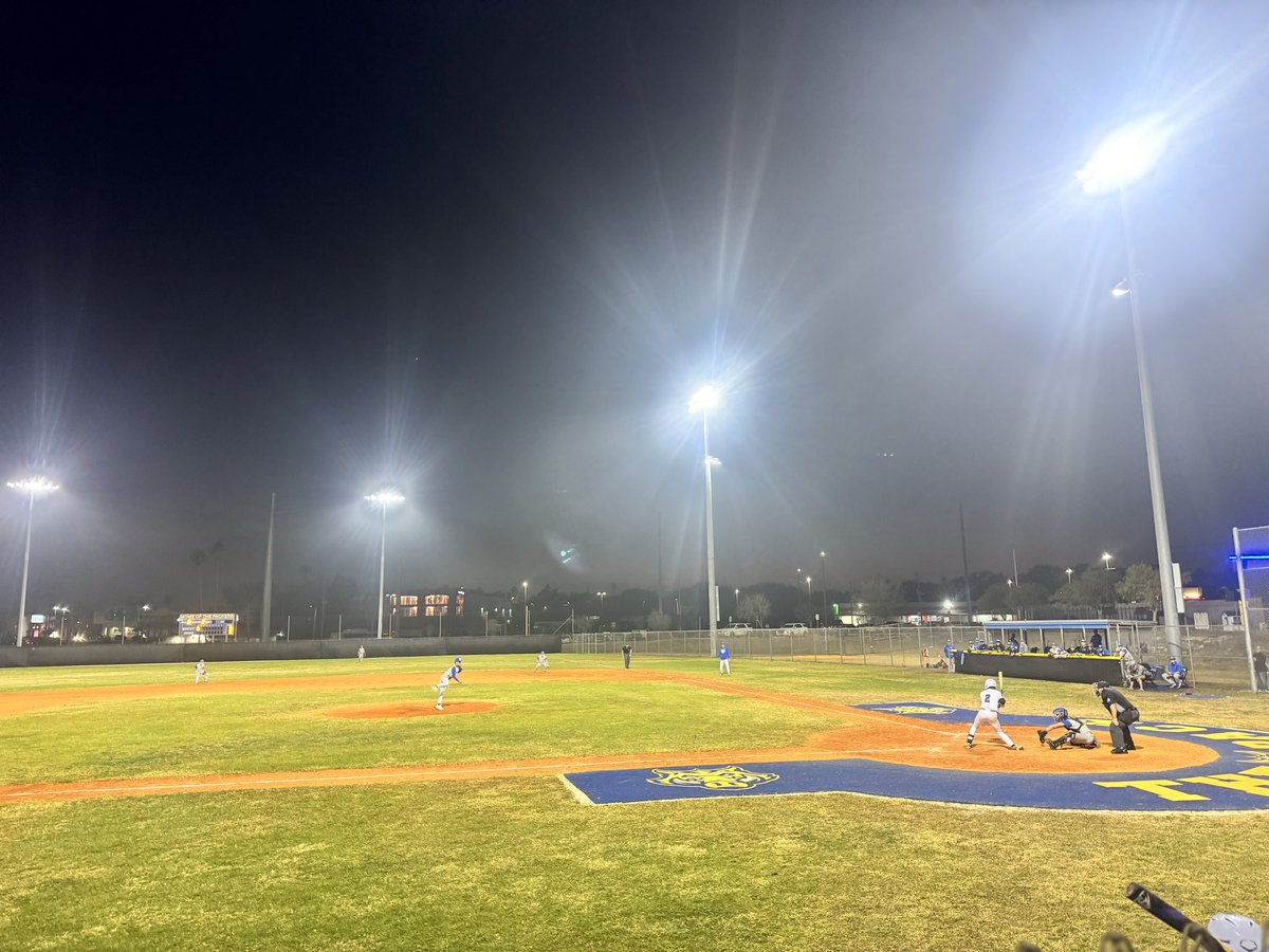 Largo Baseball tweet media