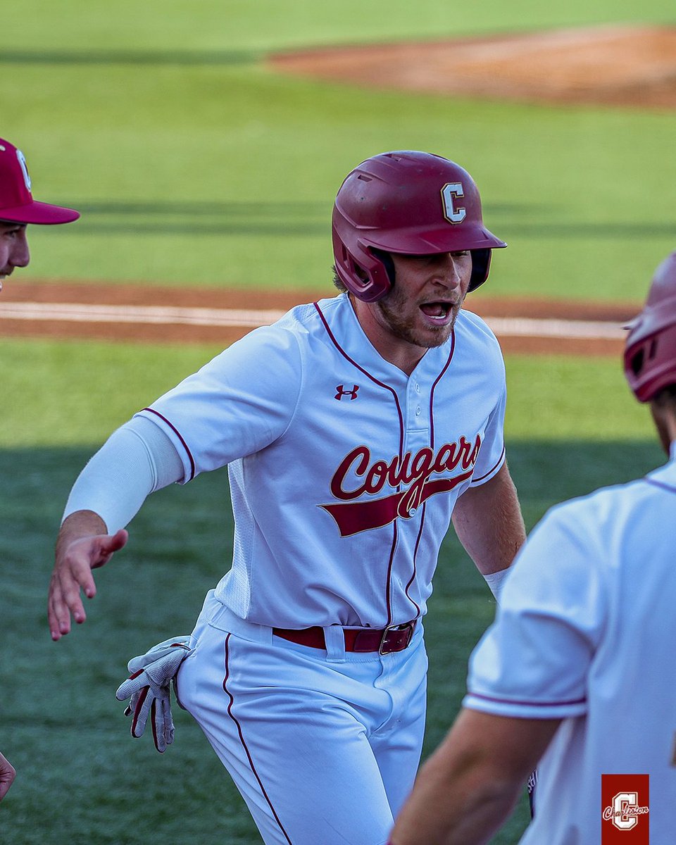 COUGS WIN!

#TheCollege 🌴⚾️