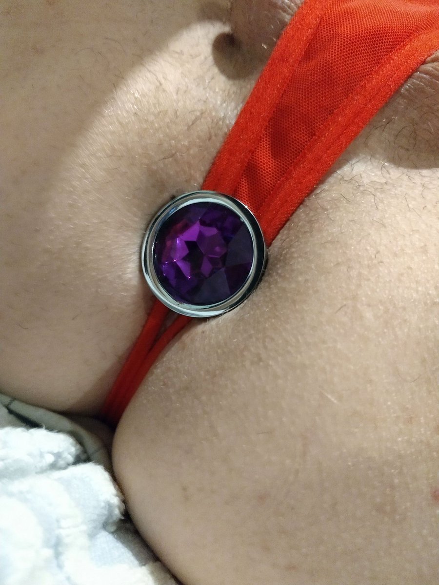 AshleyFetiche's tweet photo. @AshleyFetiche 🇧🇷
#sissy #plug #plugjoia #crossdresser #cdzinha #sextoy #femdom #strapon #inversaodepapeis #putinha #depiloff #plugada #boneca #lingerievermelha https://t.co/Y0Ctp31ey6
