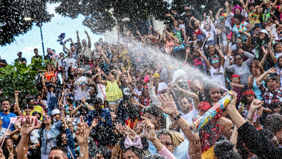 Conoce las vías que estarán cerradas este viernes 13 en Chacao por Grito de Carnaval

#LosQueremosDeVuelta 
#BringThemBack

venezuela-news.com/conoce-las-via…