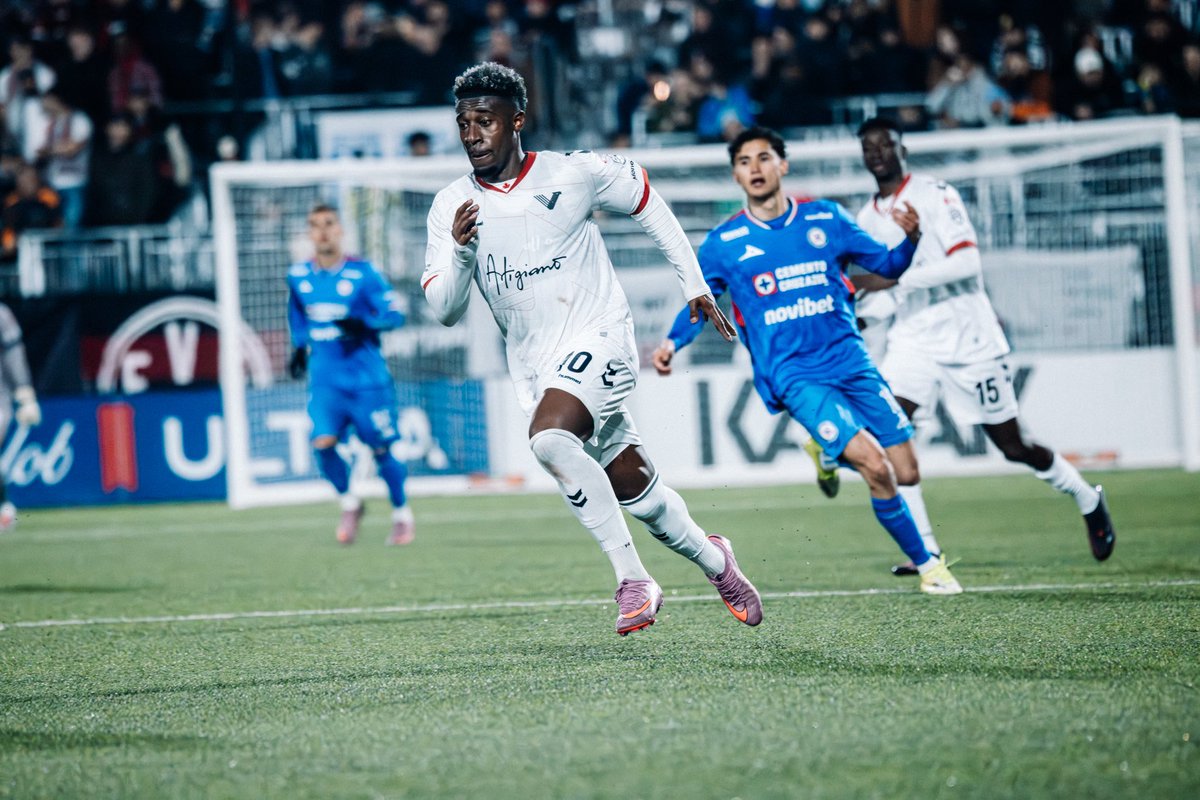 vanfootballclub's tweet image. Proud of the journey that’s brought us this far, just the beginning of what promises to be a remarkable season.

Nothing without effort, Eagles. 🦅

Secure your 2026 Season Membership now and don’t miss a second of the action. Link in bio.

#VancouverFC #ValleyIsHome #GrowTheGame