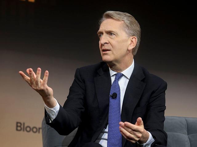 Bruce Flatt en su carta de ayer a los accionistas de $BN, siempre de lectura obligada: 

"La capacidad de adaptarse continuamente es la esencia vital de un gran negocio a largo plazo. Piensa en lo que eran Meta, Alphabet y Amazon hace 25 años, y en lo que se han convertido hoy.