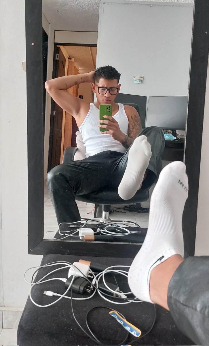 Hey 😈🥵🧦