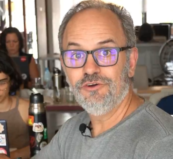 jajajaj dale. Ahí voy.