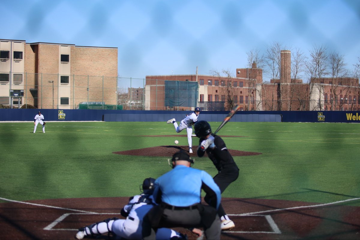 We plate 8 in our first inning back in action! 

La Salle 8, UMES 0 | Top 2nd