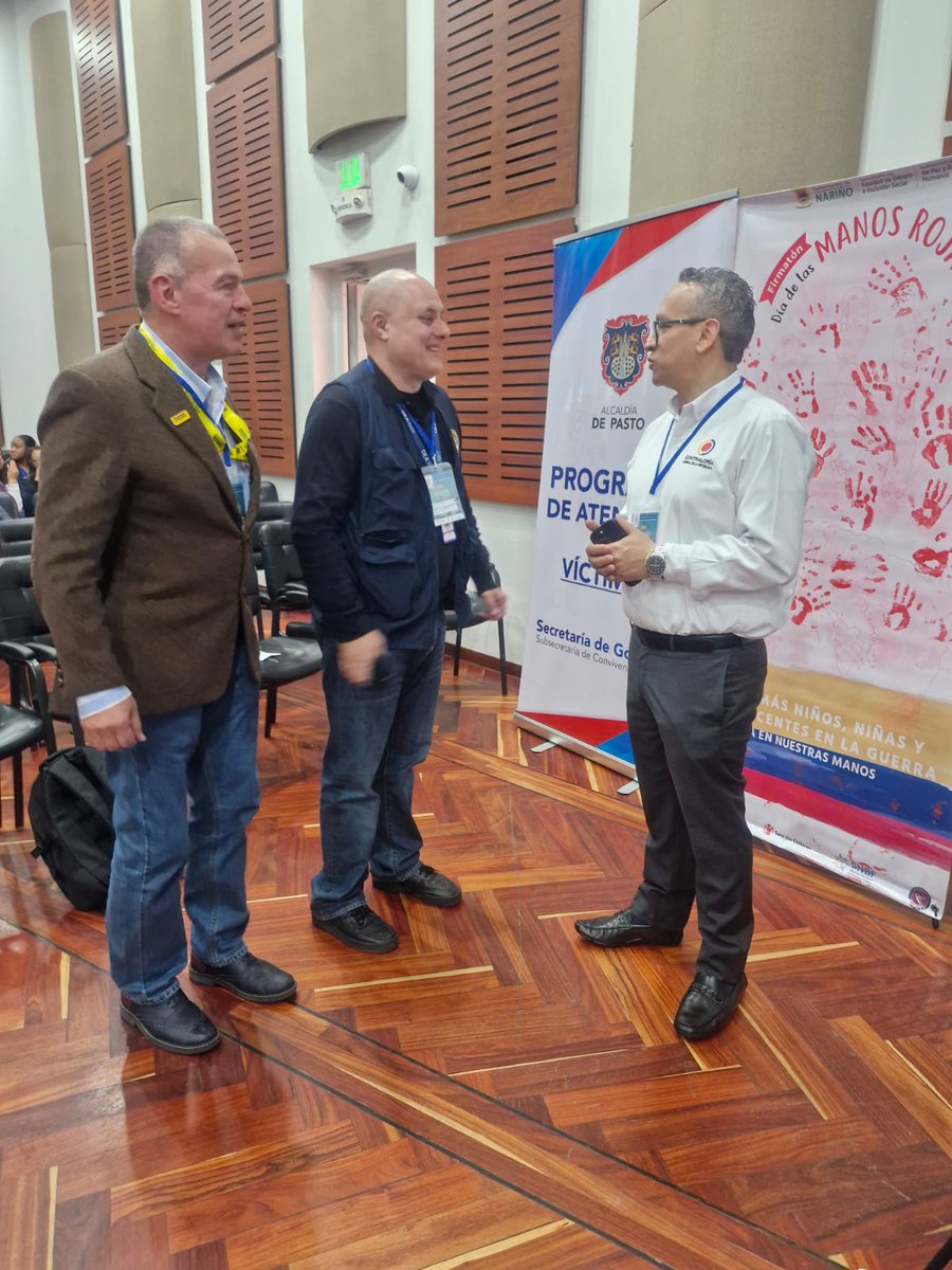 En #Nariño acompañamos el Congreso Regional “Lo que nunca se dice de la vinculación de la niñez y la adolescencia en el conflicto armado en Nariño”, en el marco del Día de las #ManosRojas. 
Participamos en mesas de trabajo sobre afectaciones, riesgos y recomendaciones