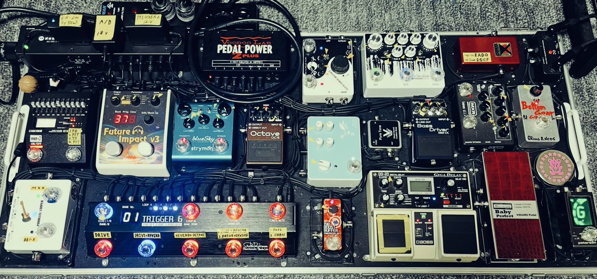 Xxx_e_xxX_Ramen's tweet photo. #effecterboard #pedalboard https://t.co/TDrBrFNJK2