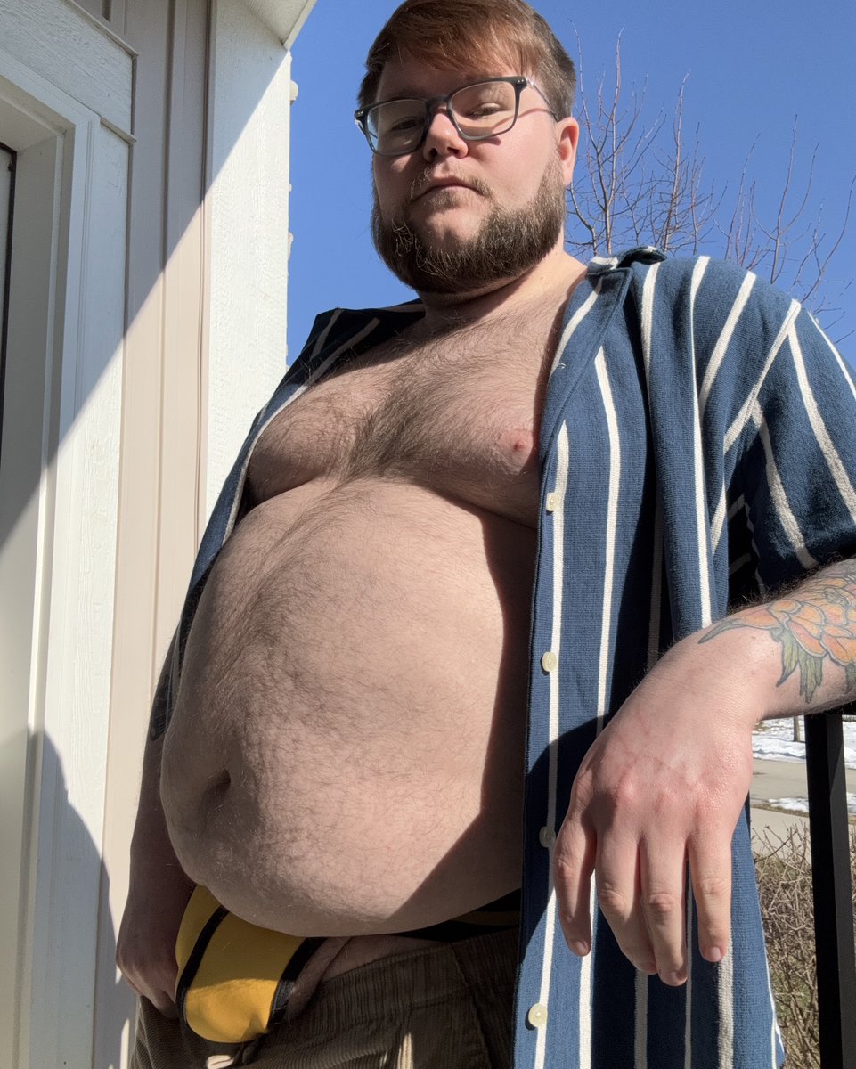 This sun has me feeling sexy 🐻🌞