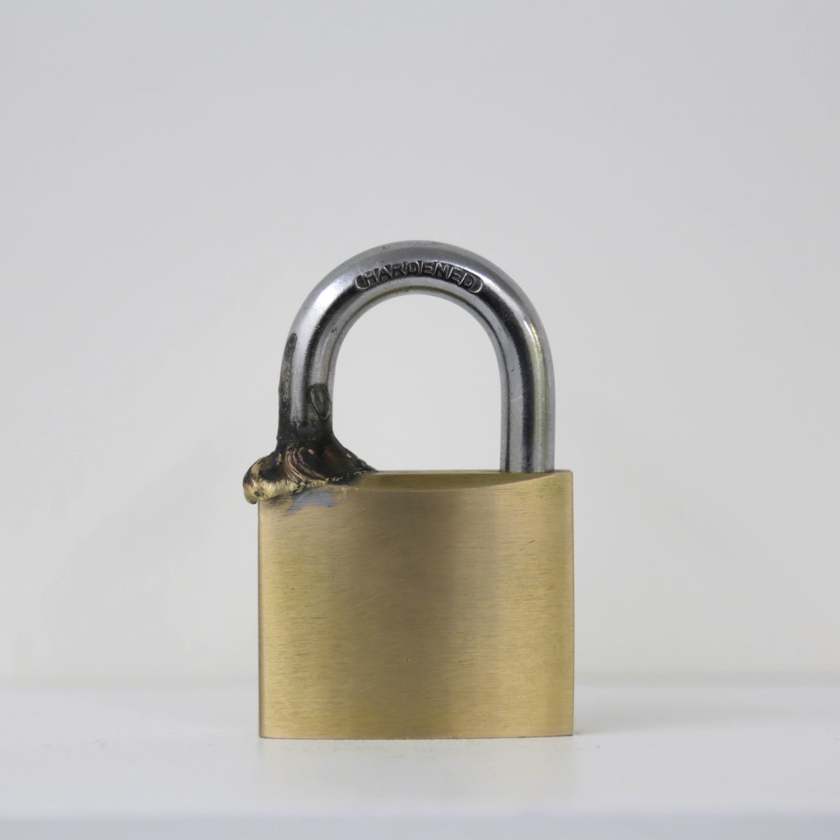 𝙗𝙡𝙖𝙣𝙠 tweet media