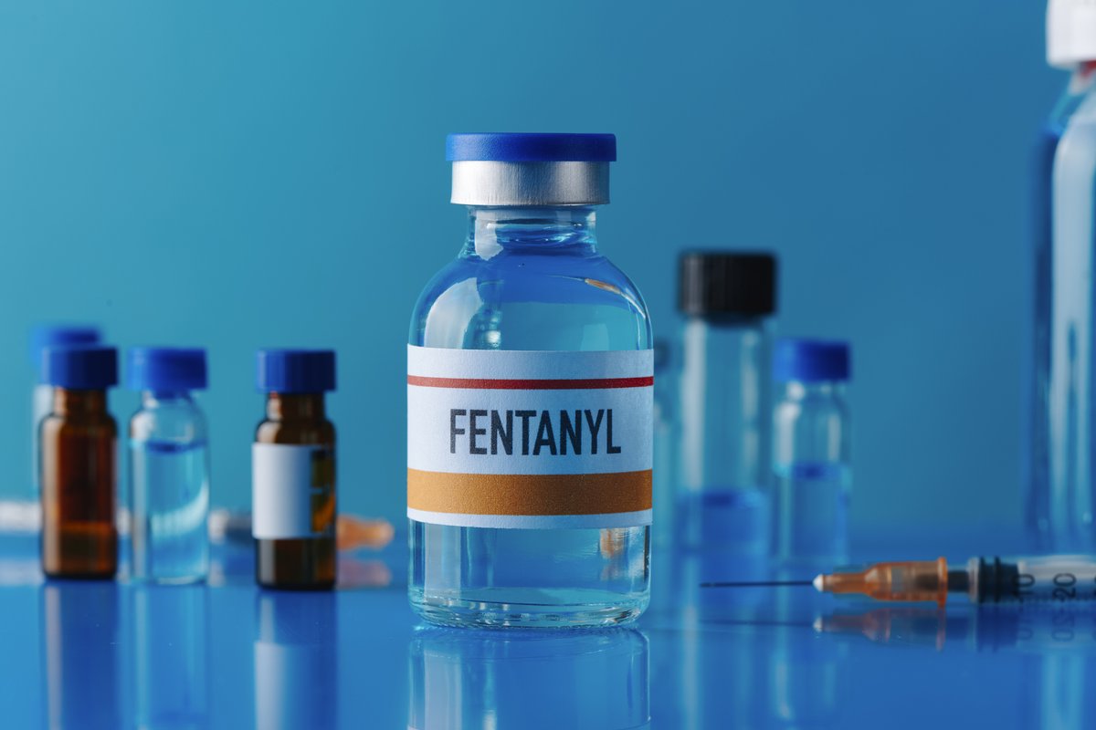 bsosumd's tweet photo. ICYMI @umdcriminology &amp; @UMDPublicPolicy Distinguished University Professor Peter Reuter found that the United States' recent decline in opioid overdose deaths was likely driven by a disruption in the global supply of illicit fentanyl.

Learn more at https://t.co/XU1raFaxVL. https://t.co/Vs6cNKaiBO