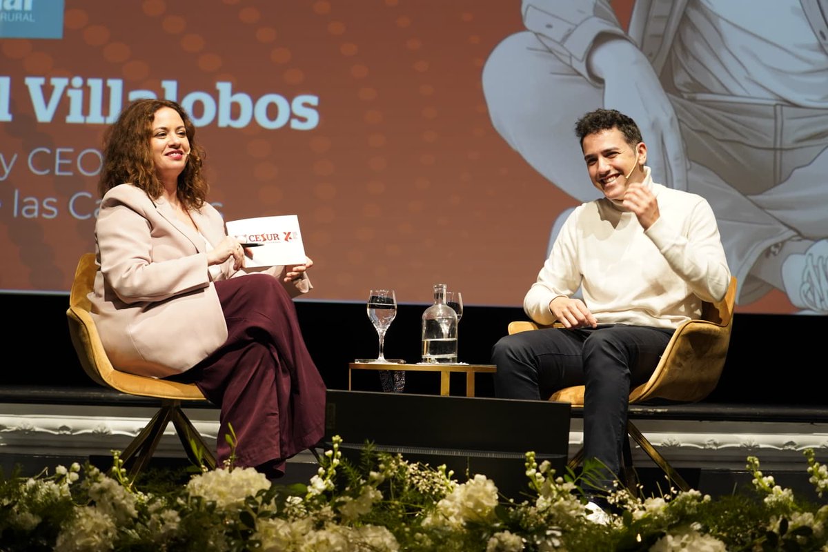 🎙️ "Decidí dar la entrada a un fondo de inversión en La Casa de las Carcasas el 1 de mayo de 2018. El día que se quemó mi fábrica."
Entrevista a Ismael Villalobos en el Encuentro especial de jóvenes organizado por <a href="/CesurEdelSur/">CESUR</a> 
<a href="/Cajasol/">Fundación Cajasol</a> <a href="/Cajamar/">Grupo Cajamar</a>