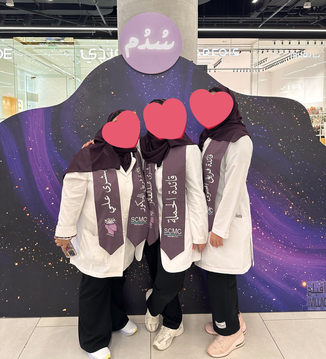 Loly𝜗𝜚 tweet media