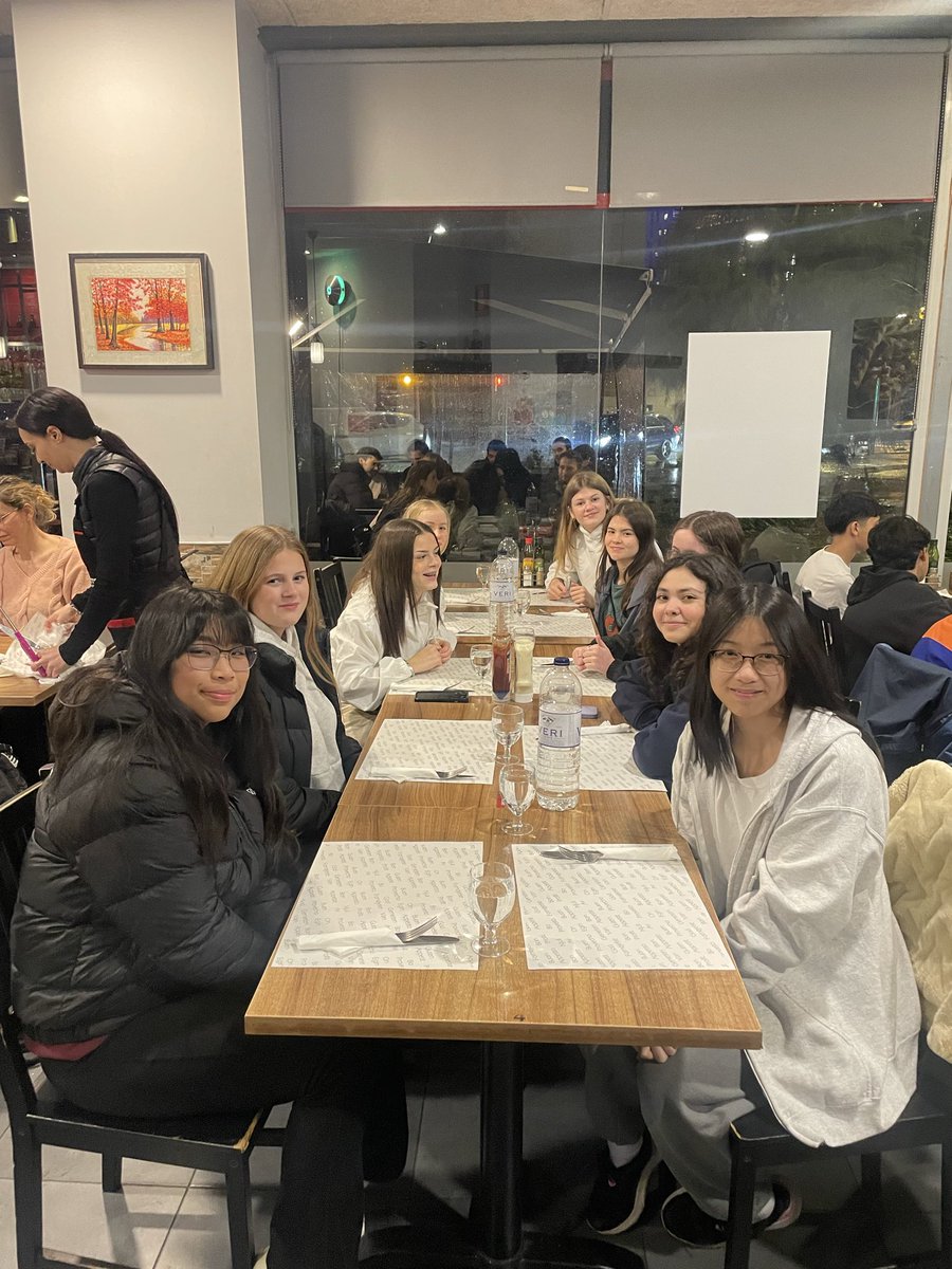 GeographyCCHS's tweet photo. A few tired faces. But a lovely evening out for food 😋 https://t.co/i4E5GVR82Q