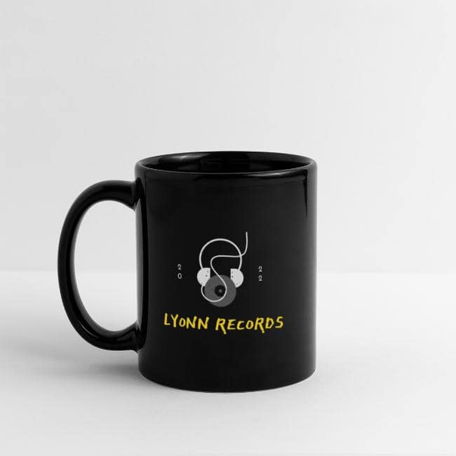 HipHopLyonner's tweet photo. THE CURSE JUST GOT CHEAPER. 25% OFF EVERYTHING! 💀🩸

Friday 13th Special at @LyonnRec:
🔥 Artist Merch & Sportswear Store
💪 Premium Sportswear & Gym Gear
🧸 Unique Music Lifestyle Accessories

The offer vanishes in 48 HOURS. Enter the store... if you dare. ⚰️

Global shipping via Spreadshirt from USA. 🌎
➡️ https://t.co/ilRT4WLl5d

#LyonnRecords #Friday13th #Sportswear #ArtistMerch #Streetwear