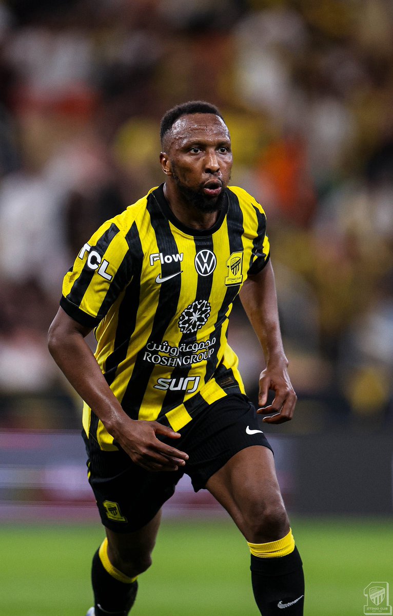 H_kadesh's tweet image. الف الف مبروك يانمور 💛🖤 
مبروك اخواني اللاعبين 
والقادم أجمل بإذن الله 🙏🏻
#الاتحاد_الفيحاء
 #دوري_روشن_السعودي