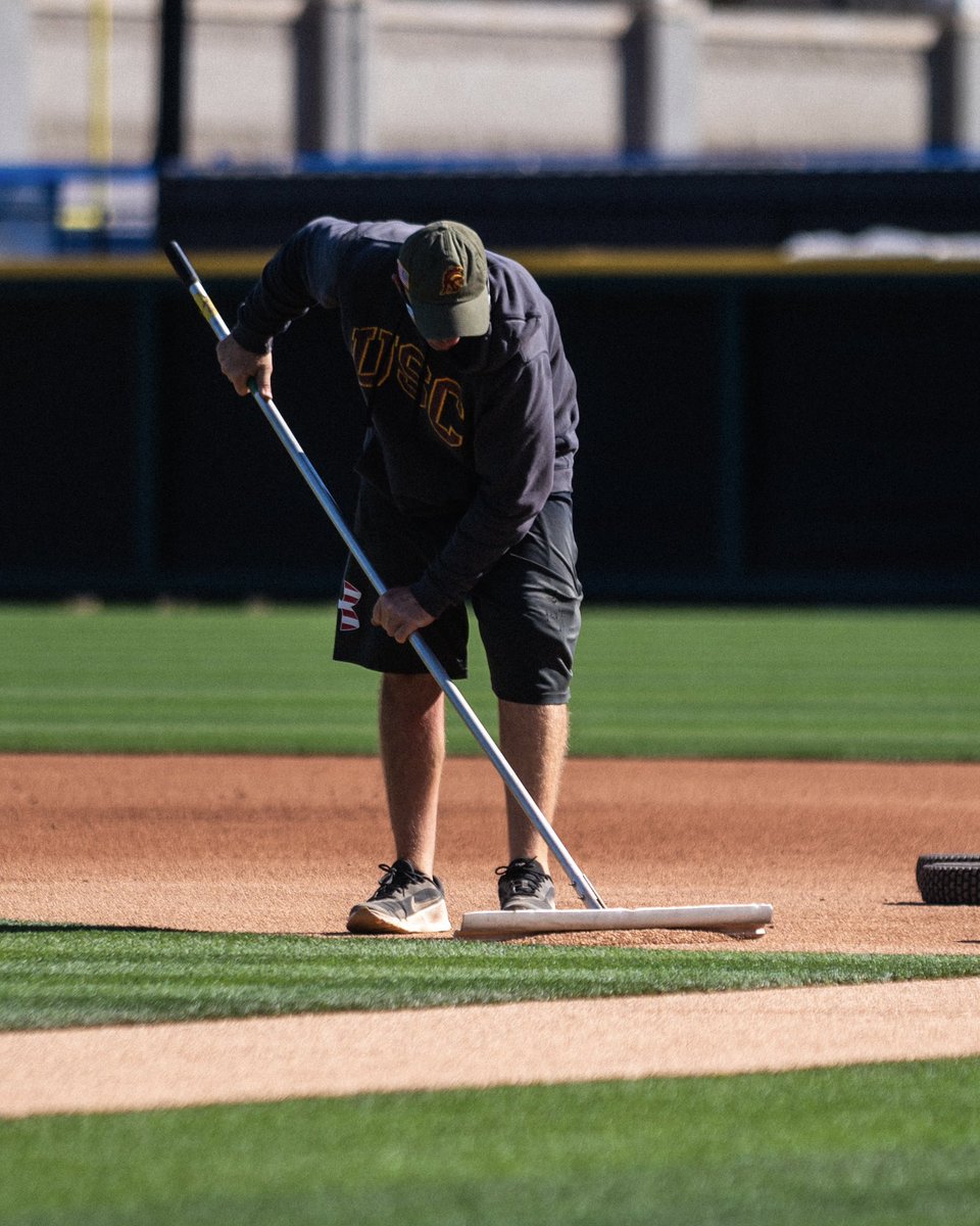 USC Baseball tweet media