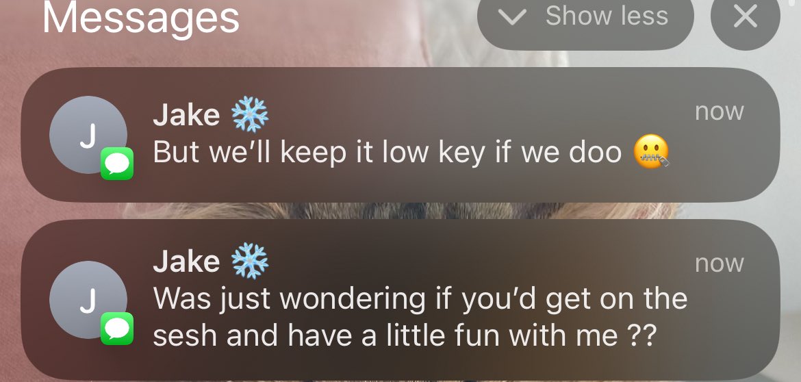 dzzolving's tweet image. LMFAOO MY OLD DEALER??? IS THIS A CANON EVENT??