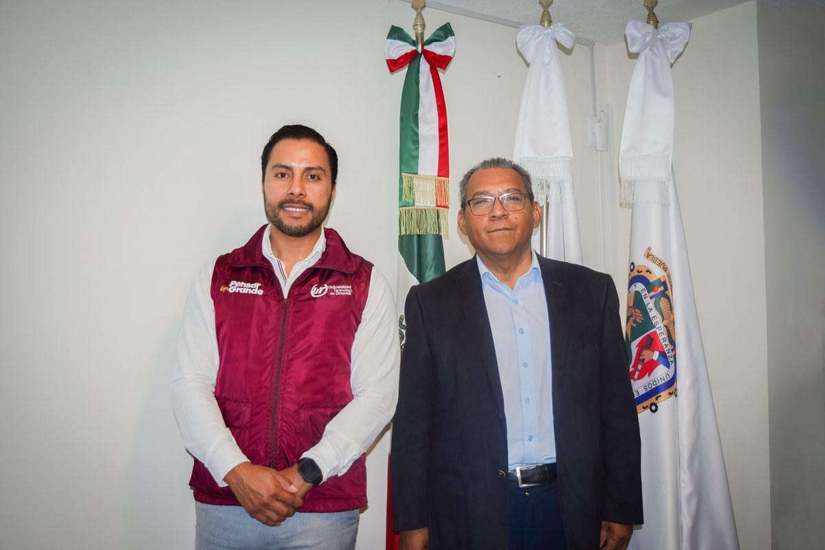 🤝El Ing. Alberto Jiménez Merino <a href="/jimenezmerinomx/">A Jiménez Merino</a>, Presidente de El Colegio de Puebla, A.C., sostuvo una reunión de trabajo con el Mtro. Juan Antonio González Fuentes, Rector de la Universidad Tecnológica de Oriental.
Durante el encuentro, se revisaron acciones de cooperación