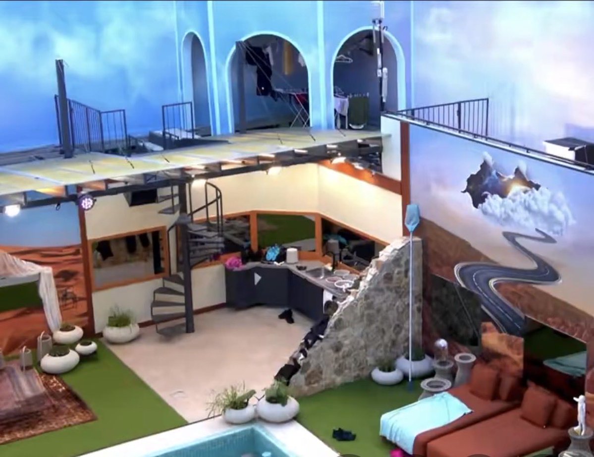 vanessapbm's tweet image. Não é ponto cego! Quem usou a roupa da Milena para limpar o varal? #BBB26