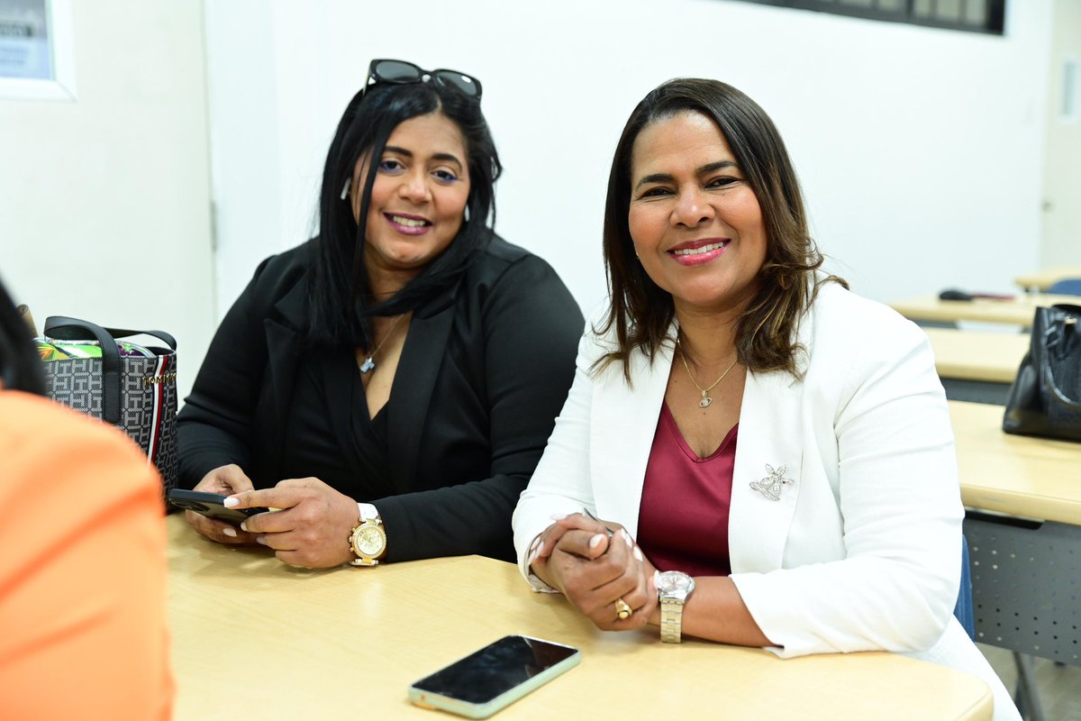 Universidad del Caribe tweet media