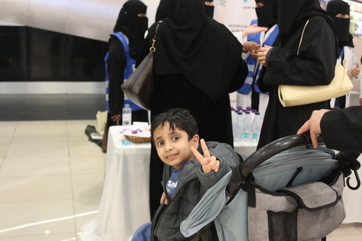 nursespioneer1's tweet photo. إقبال مميز من زوار المول على ركن رواد التمريض ضمن فعاليات #اليوم_العالمي_للسرطان 🎗🤍

حوارات ملهمة وأسئلة واعية وحرص جميل على المعرفة بالفحص المبكر وطرق الوقاية… أنتم شركاؤنا في نشر الوعي وصناعة الأثر 🌿

شكرًا لكل من زارنا وشاركنا الرسالة
#رواد_التمريض #التثقيف_الصحي https://t.co/gvBar2i2v3