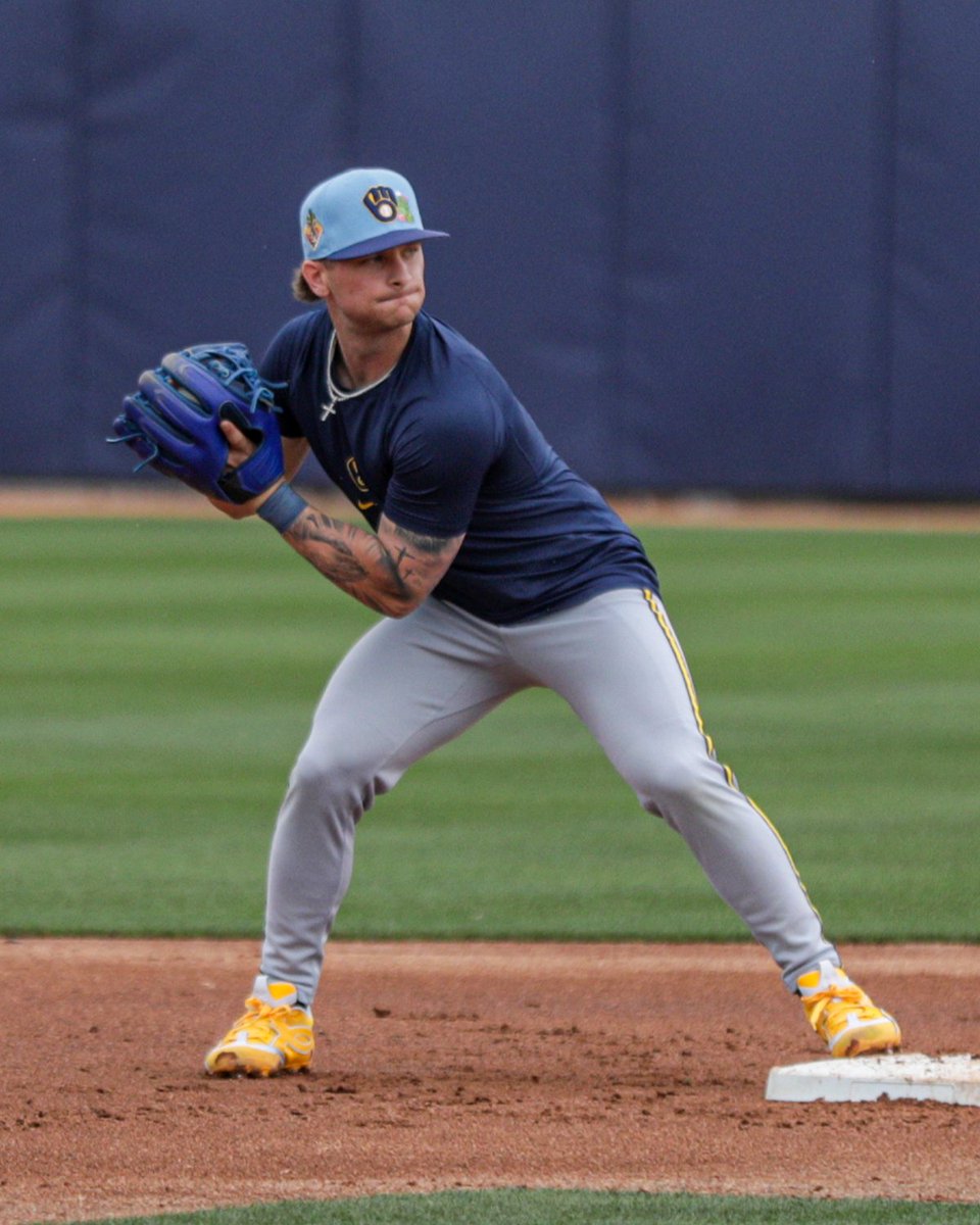 Milwaukee Brewers tweet media