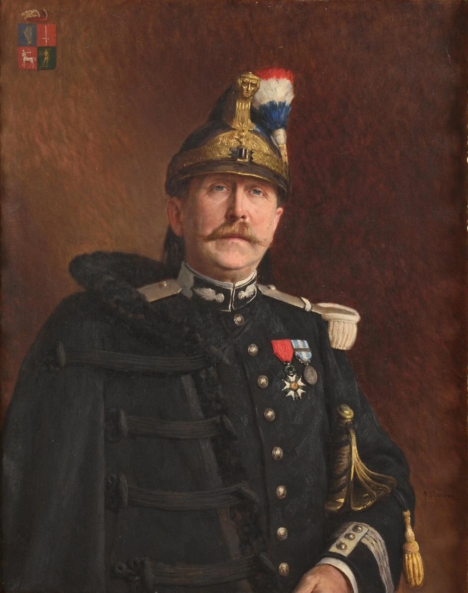 l10475_louis's tweet photo. Portrait of French Dragoon officer Marie Auguste Baron Ameil. He wears his pelisse over his shoulder with ceremonial epaulettes and his helmet, which is surely the least conventional way to wear a pelisse model 1889. But it is surely great looking. https://t.co/fRhPPZ2G6Y
