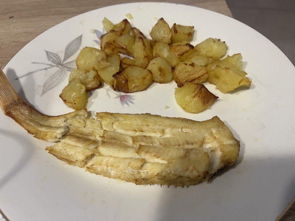 El papa de la Lola tweet media