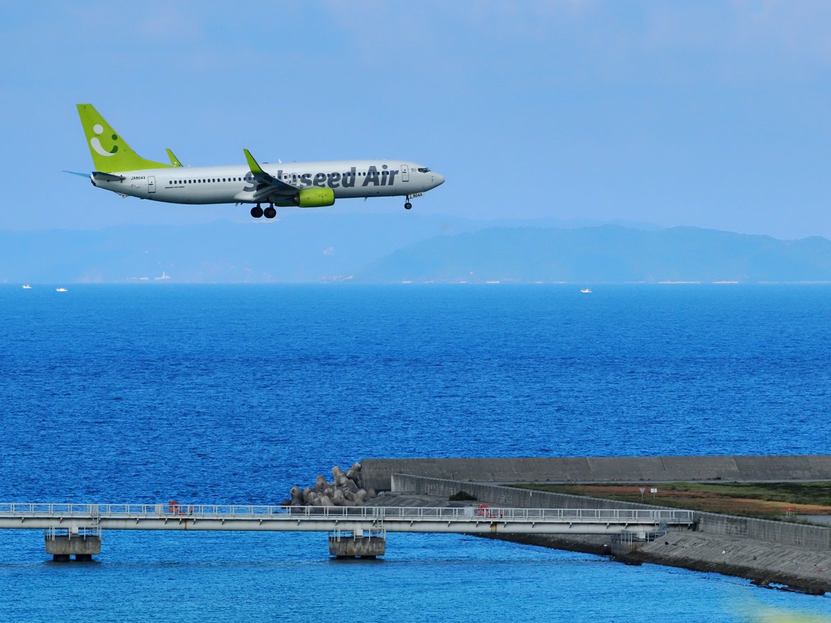🛬 JA804X B737-800 #SNA #ソラシドエア #沖縄 #瀬長島