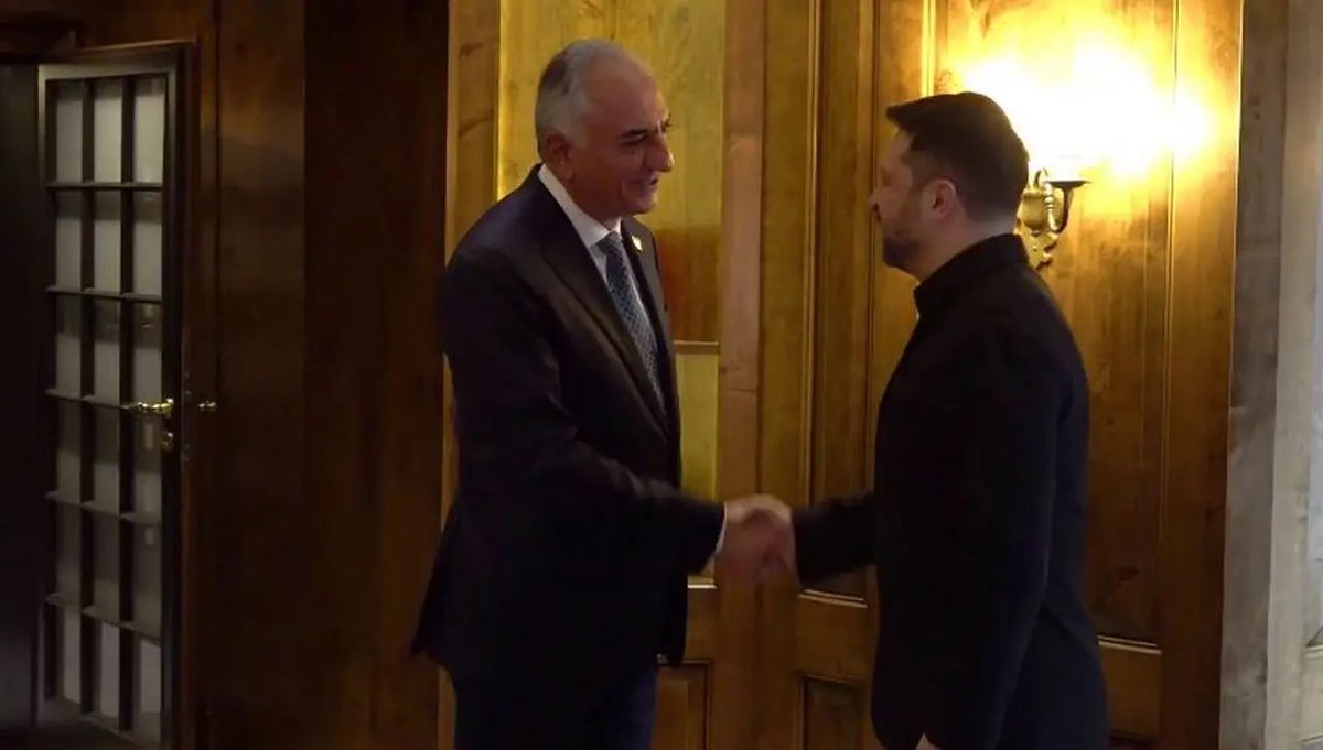 guyverhofstadt's tweet image. The brave Iranian people need urgently all help to defeat the Mollahs and establish their own democracy…not the resurrection of the past !