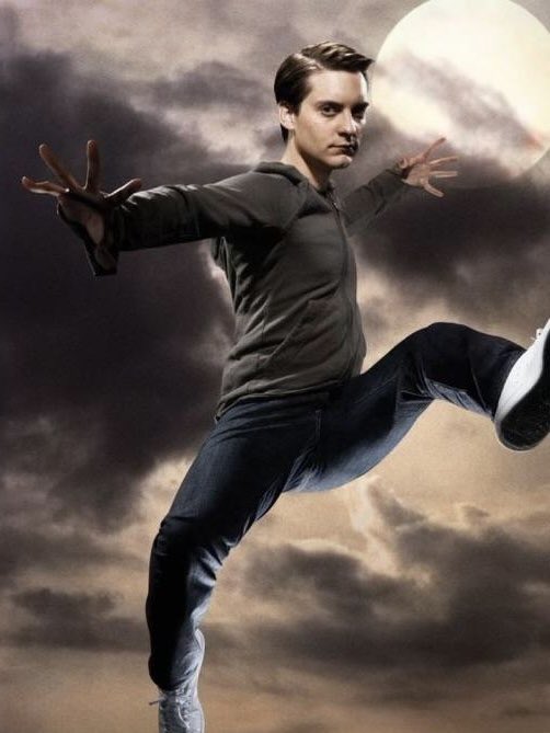 JohnnyLockson's tweet image. I think I’m going crazy, but why is Rosalina hitting the Tobey pose? LMFAOOOOOO