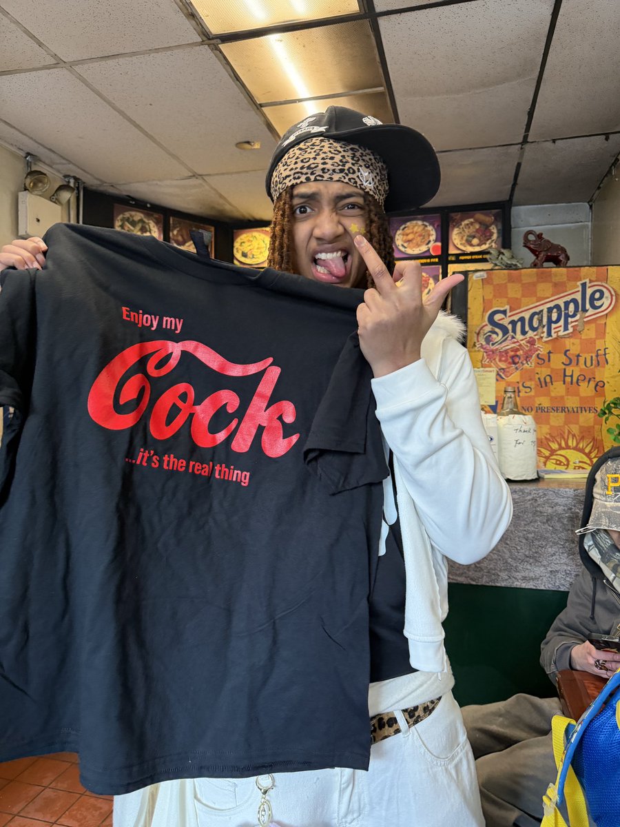 my brother so gooned out i can’t even see the light in his eyes no more