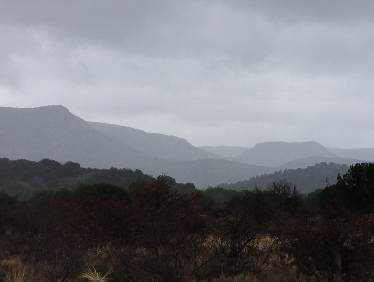 Afternoon rain showers moving over Walker Basin(Rimrock, AZ) early this afternoon