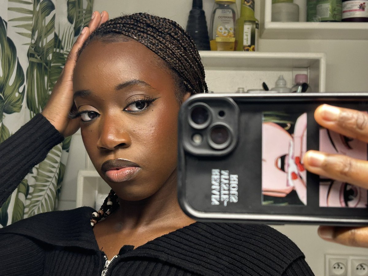 MAKORA ⚡️ tweet media