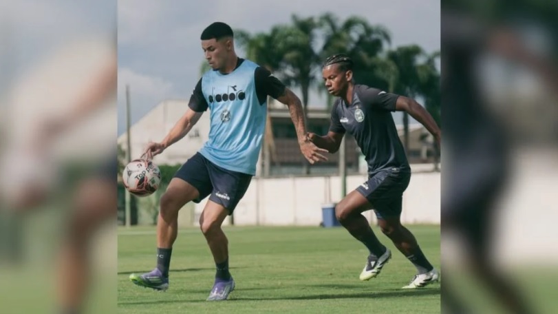 FOCO NA SEMIFINAL

<a href="/Coritiba/">Coritiba</a>  finaliza preparação e vai com força máxima contra o <a href="/OFECoficial/">Operário Ferroviário</a> : confira o provável time

bandab.com.br/esporte/times/…