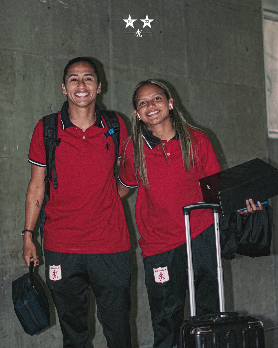 AmericaCaliFem's tweet photo. 🎂 ¡Día de debut y cumpleaños! ¡Ya estamos en el Pascual! 🤩🤩👹 https://t.co/iOkQLfueTo