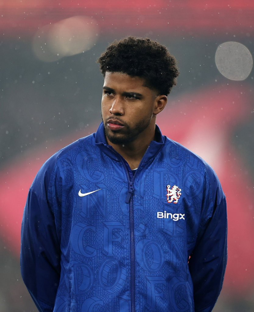 CFC_OBED's tweet image. Becoming my favorite player to watch these days . Andrey santos 💎