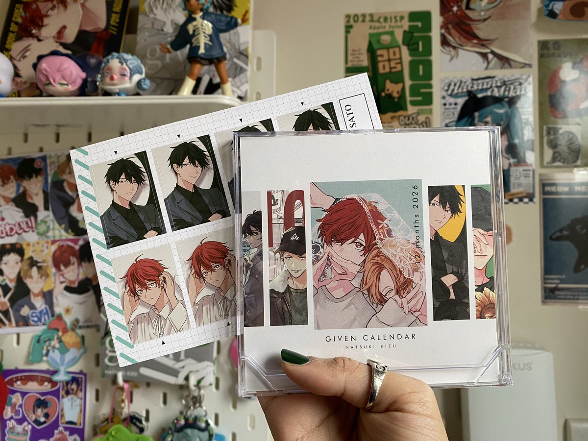 calendar secured !!! i managed convinced my sister to bring it to me … i’m so happy they’re so adorable <3