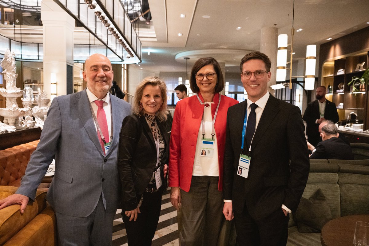 Bayerischer Landtag tweet media
