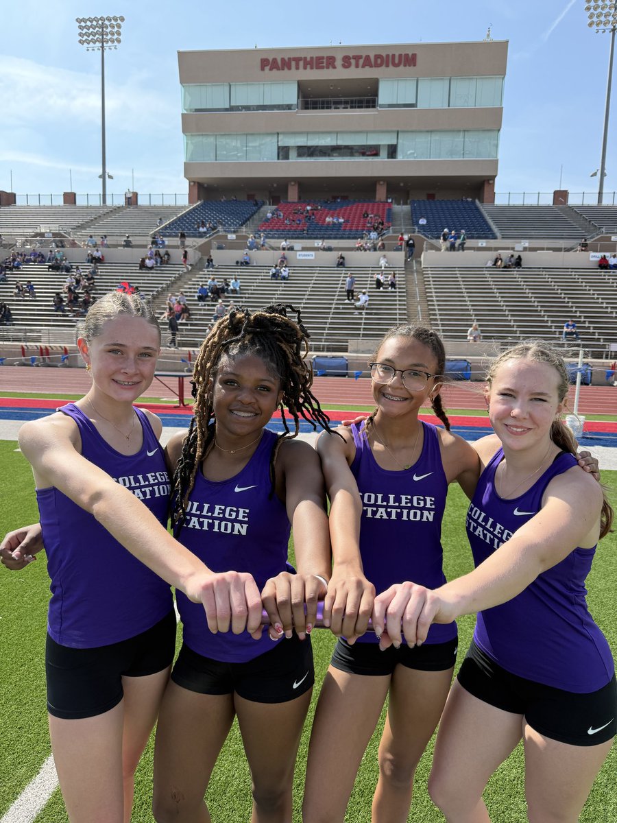 CStatTF's tweet photo. 🔥 Panther Relays 4x100m🔥

Growth mindset from our youngsters today in the intensity of the 4x1…

#SpeedKills https://t.co/yBfXBECnQo
