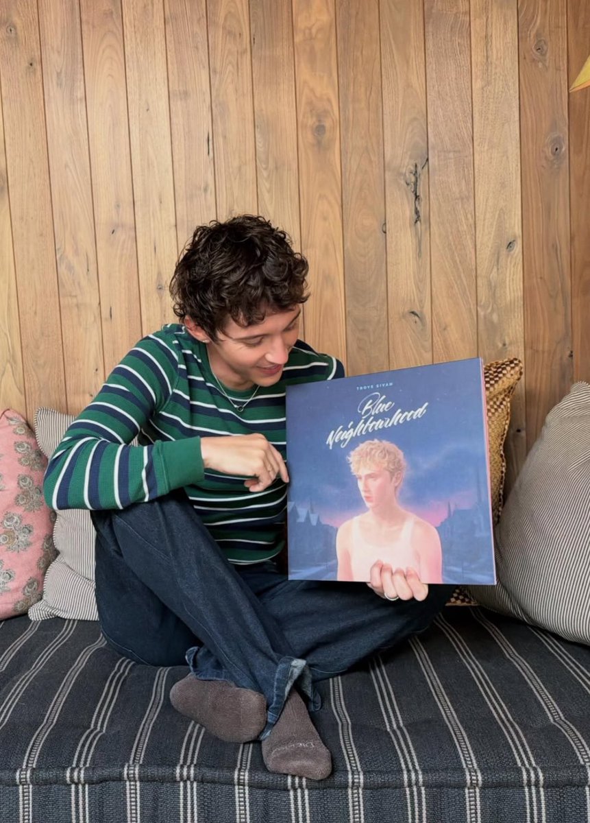 Troye Sivan Updates tweet media