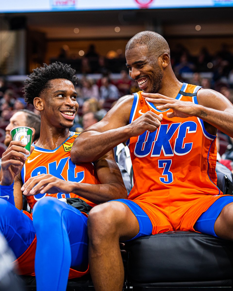 okcthunder's tweet image. Thank you for everything, @CP3.

Congrats on an incredible career. 👏