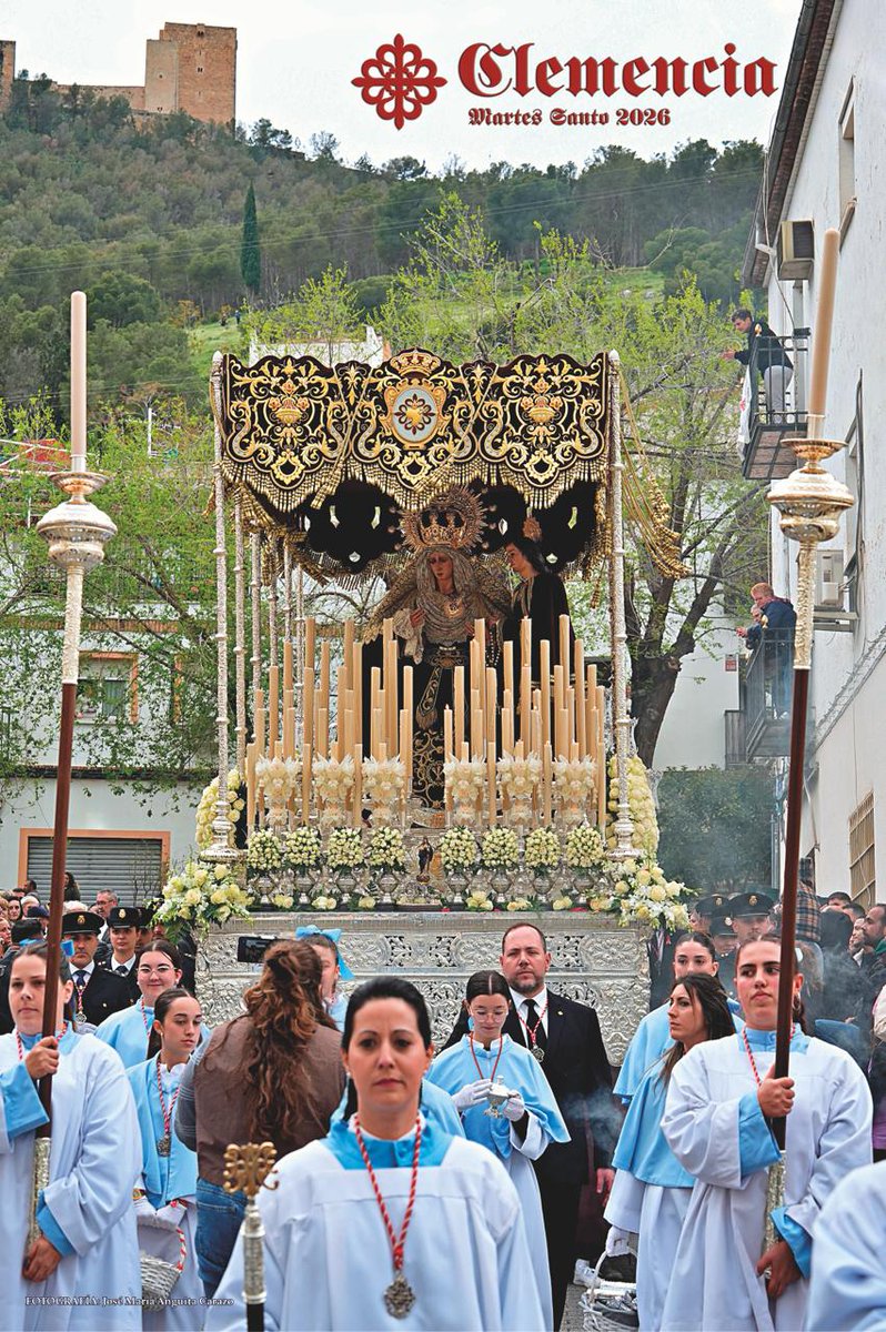 🔴 CARTEL "CLEMENCIA" 2026
Cartel anunciador de un nuevo Martes Santo de nuestra Hdad, siendo protagonistas nuestro sagrados titulares María Stma. del Mayor Dolor y San Juan Evangelista, durante la tarde del pasado Martes Santo por las calles del barrio.
📷: D. José Mª Anguita.