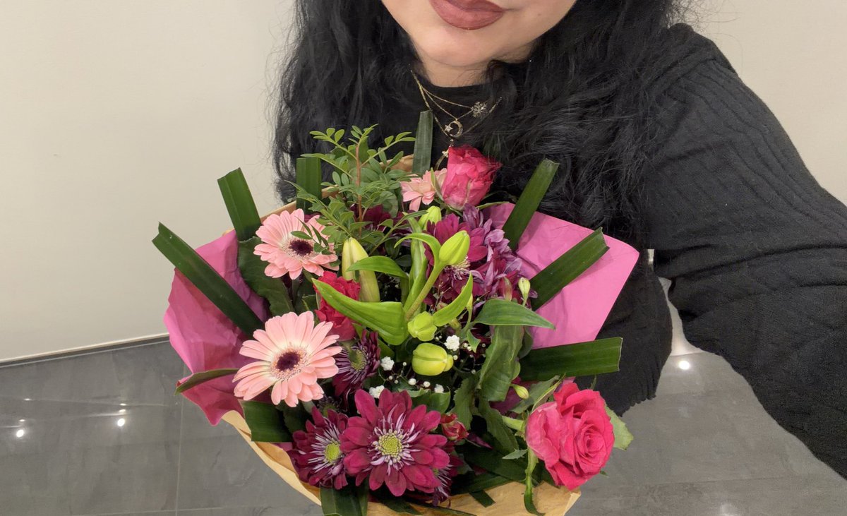 nightbutterflay's tweet image. pas besoin d’un #il pour avoir des fleurs ^^ (ça vient de mon papa 🤍)